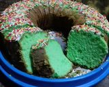 Foto langkah ke 5 dari resep Bolu pandan tanpa pengembang dan mentega.