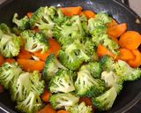 Foto del paso 3 de la receta: Brócoli y zanahoria salteados