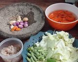 Foto langkah ke 1 dari resep Sop sayur udang.