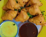 A picture of step 7 of Potato and Pea Samosas.