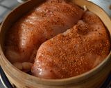 Foto del paso 1 de la receta: Pechugas ahumada con menken