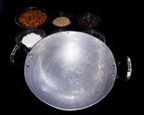 A picture of step 1 of Kaly chane ke kabab.