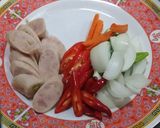 รูปขั้นตอนการทำที่ 1 ของ แหนมไก่ผัดพริก