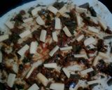 A picture of step 7 of Pizza - Bacon and sausage.