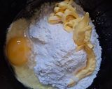Foto langkah ke 1 dari resep Pastel Mini Isi Abon.