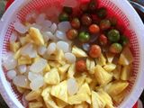 Hạt đác nấu trái cây