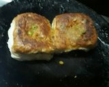 A picture of step 2 of Maska Pav bhaji.