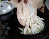 A picture of step 2 of Homemade Pizza Fries.