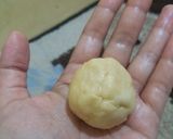 Foto langkah ke 3 dari resep Bolen Pisang.