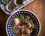 A picture of step 11 of Pho [Beef Noodle Soup].