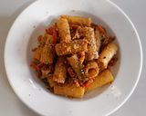 Foto del paso 5 de la receta: Rigatoni con verduras y huevo a la soja