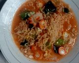 Foto langkah ke 3 dari resep Seblak kuah pedas.