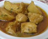 A picture of step 4 of Chicken Aalu Ka Salan.