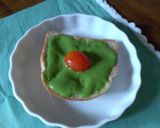 A picture of step 5 of Green Sauce.