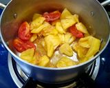 Hình bước làm 2 của món Canh thịt bò nấu thơm cà