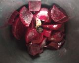A picture of step 3 of Beetroot-Banana Smoothy.