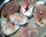 A picture of step 1 of Goan Fish Curry.
