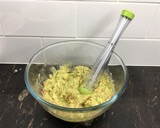 Foto del paso 1 de la receta: Rollitos de salmón y guacamole