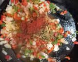 Foto del paso 2 de la receta: Empanadas de pollo súper jugosas 🤩