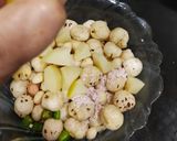A picture of step 3 of Falahari Bhel.