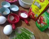 A picture of step 1 of Hot_n_Sour_SoupWith Fried_Wonton.