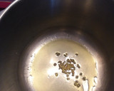 Foto del paso 1 de la receta: Crema de zanahoria con pollo y aguacate