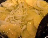 Foto del paso 2 de la receta: Tortilla de patata con cebolla