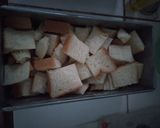 Foto langkah ke 1 dari resep Puding Roti Tawar Kukus.