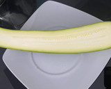 Foto del paso 1 de la receta: Calabacín relleno al horno
