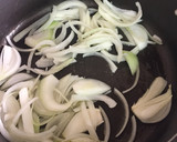 Foto del paso 2 de la receta: Camarones con calabacitas y leche de coco