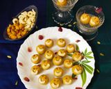 बूरा साखरेचे बेसन लाडू (besan laddu recipe in marathi) रेसिपी स्टेप 7 फोटो 