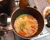Foto del paso 4 de la receta: Pasta con porotos y choritos