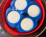 A picture of step 3 of Chetti Idli.
