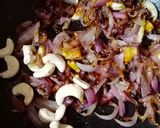 A picture of step 5 of Spicy chicken curry.
