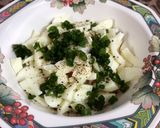 A picture of step 4 of Egg Salad.