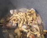 Pas rețetă Tocăniță de pui 🍗cu ciuperci🍄 1 fotografie