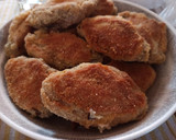 Foto del paso 4 de la receta: Milanesas de alitas de pollo al horno