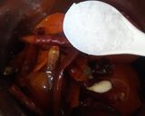 A picture of step 2 of Momos Schezwan Chutney.
