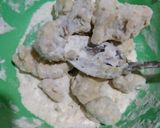 Foto langkah ke 5 dari resep Ayam Tepung Krenyes.