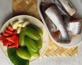 Foto langkah ke 1 dari resep Sup Ikan Laut Khas Jembrana.