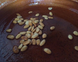 Foto del paso 1 de la receta: Pollo en pepitoria 