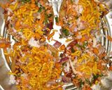 A picture of step 5 of Nippat masala chaat.