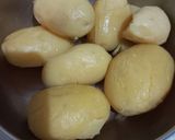 આલુ ચીઝ સેન્ડવીચ (Aloo Cheese Sandwich Recipe In Gujarati) રેસીપી સ્ટેપ1ફોટો