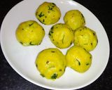 A picture of step 2 of Gujrati style Batata vada.