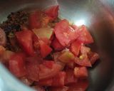 कुकर वाली आलू टमाटर की सब्जी(cooker wali aloo tamatar ki sabzi recipe in hindi) रेसिपी चरण 1 फोटो