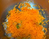 A picture of step 2 of Healthy carrot rice.