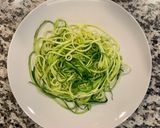 Foto del paso 5 de la receta: Espaguetis de zucchini en salsa boloñesa 🍝