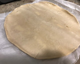 Foto del paso 2 de la receta: Pizza de masa quebrada con soja texturizada y champiñones 🍄