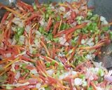 સેઝવાન રાઈસ (Schezwan Rice Recipe In Gujarati) રેસીપી સ્ટેપ3ફોટો