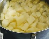 Foto del paso 3 de la receta Croquetas de patata con corazón de queso fundido